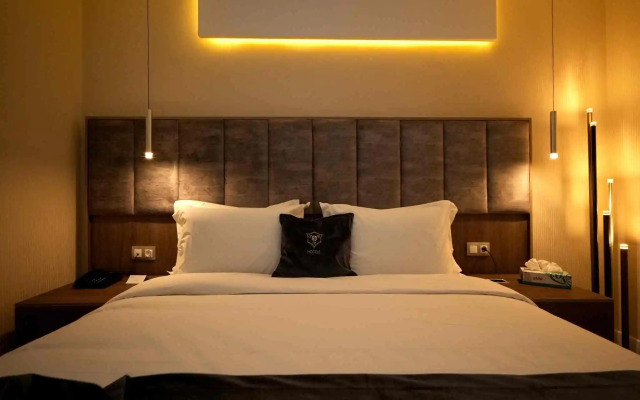 Ad Hotel Pont D'Hydra