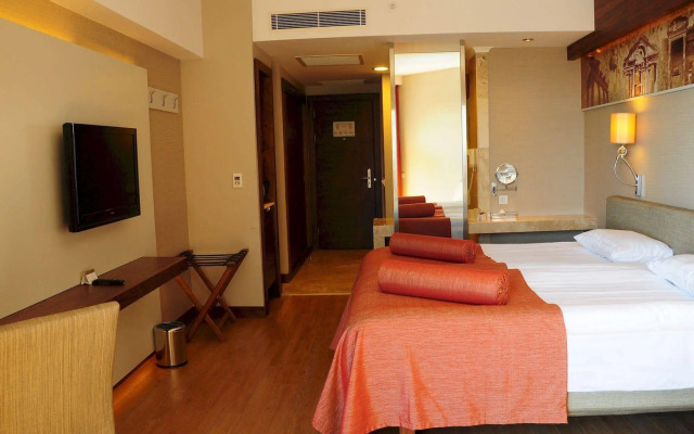 Commodore Elite Suites & Spa - All Inclusive - Adult Only