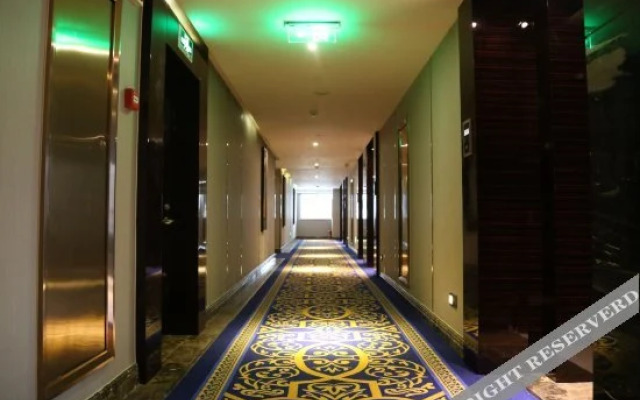 Guigang Wenhua International Hotel (City Government High-speed Railway Station)