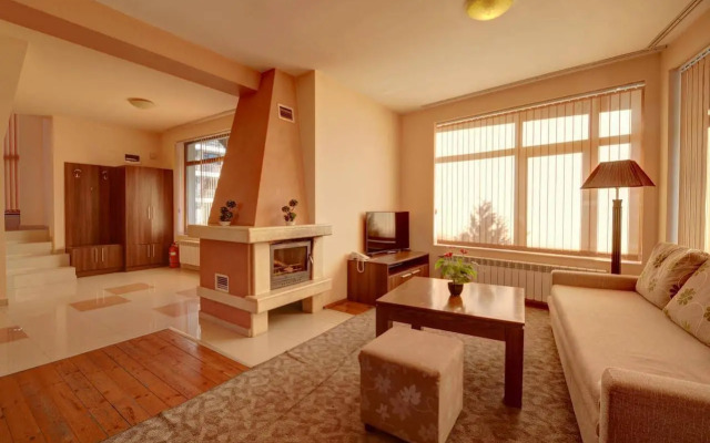Redenka Holiday Club