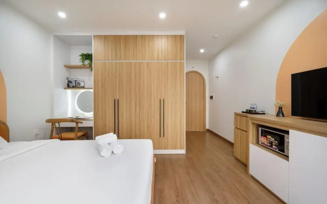 Moonlit Suites Hotel