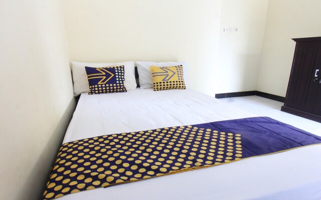 OYO Life 93155 Wisma Sarah