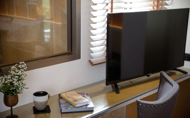 9 Suite Luxury Boutique Hotel