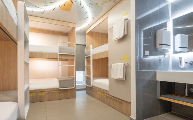 Epavli City Hostel