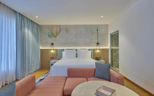 ICONIQA Hotel, Mumbai International Airport