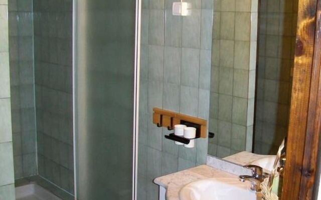 Bastide Du Rousset B&B
