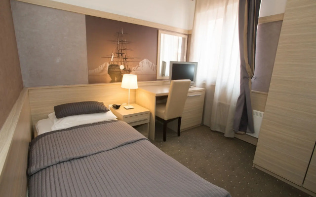 Hotel Galija