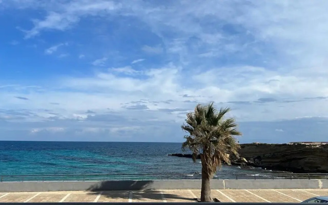 Duplex Avec Terrasse vue mer et Ville Pieds Dans l eau