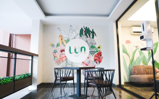 Lun Hotel Manado