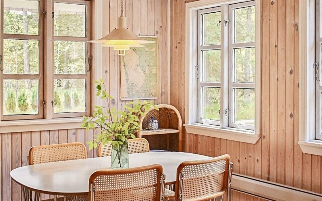 Rustic Holiday Home in Hemmet near Fjord