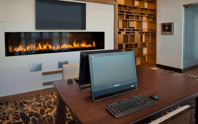 Buffalo Marriott at LECOM HARBORCENTER