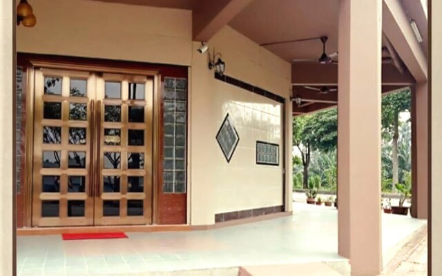 Hotel 126