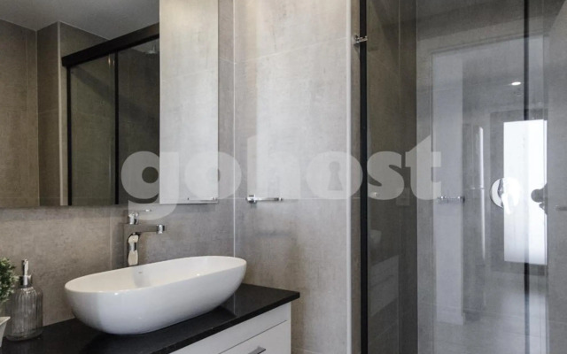 Apartamento único en zona del Sh del Sol 1D012
