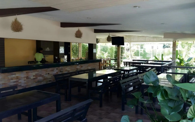 Palm Sweet Resort