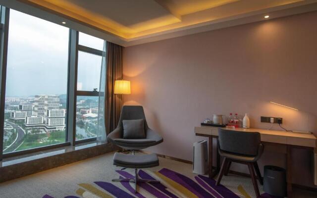 Lavande Hotel Yibin University City Exhibition Center