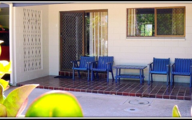 Magnetic Retreat Holiday Units