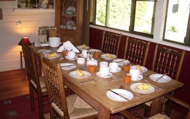 Lagoon Pocket Bed & Breakfast