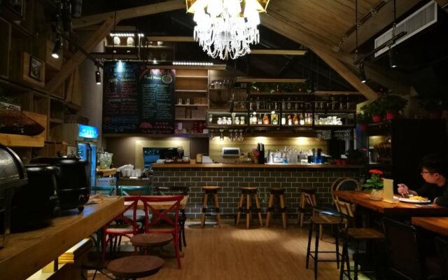 Huiya Tianmu Hotel (Xi'an Bell and Drum Tower Fourth Hospital)