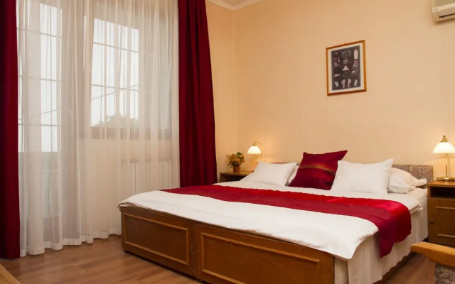 Hotel Molnár