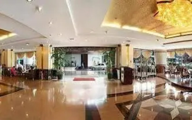 Kunming Greenlake View Hotel