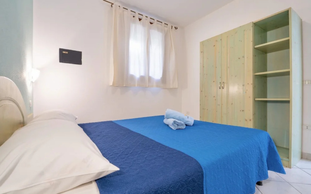 Residence with swimming- pool in Badesi