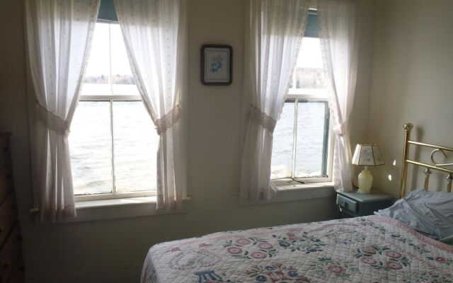 Contention Cove - Three Bedroom Home