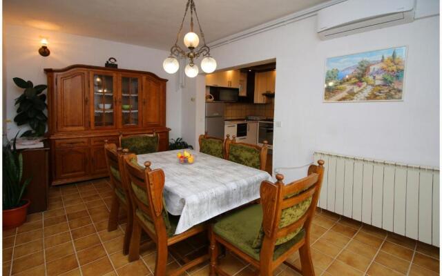 Apartments Huljev