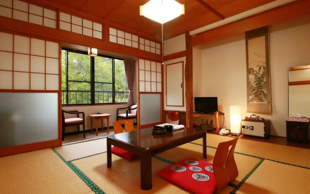 Makukawa Onsen Mitoya Ryokan