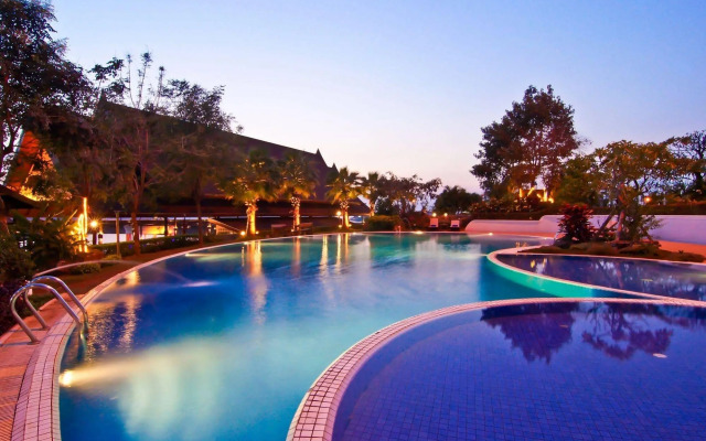 Champasak Grand Hotel