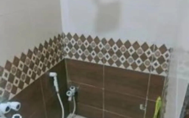 Hajveri Continental Hotel