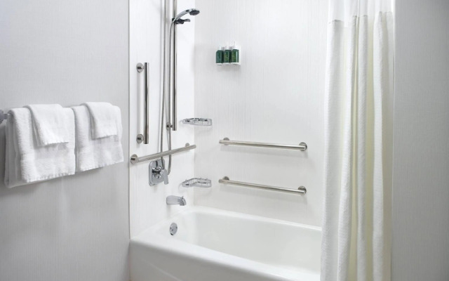 Courtyard by Marriott Charlotte Southpark