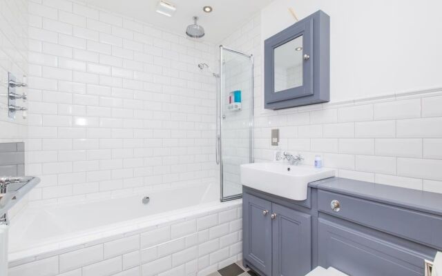 Marina Vista - Luxury Seafront Apartments