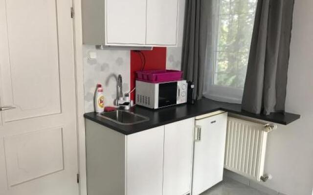 Hollik Apartmanhaz