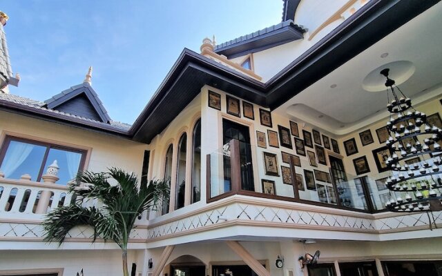 JOOPLAND - Luxury Tropical Villa Pattaya