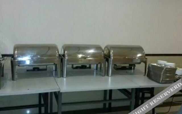 Yuanping Xinbei Guo Furong Hotel