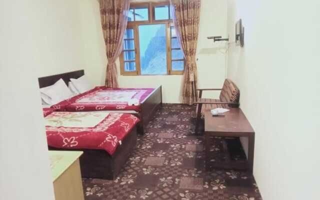 Troutland Hotel Naran