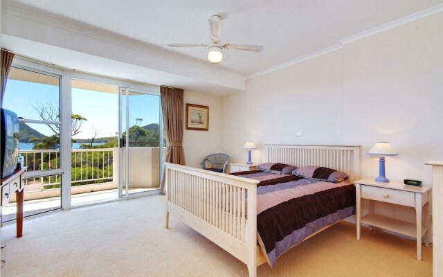 Albacore, Unit 6, 12 Ondine Close