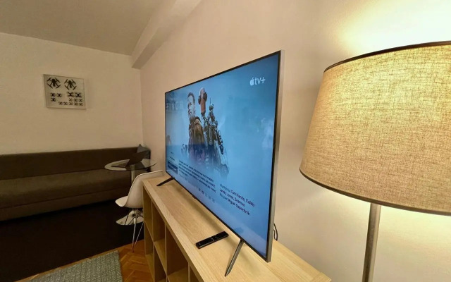 BLUE 2 fast WiFi 2xMetro 60'TV Netflix HBO AppleTV+