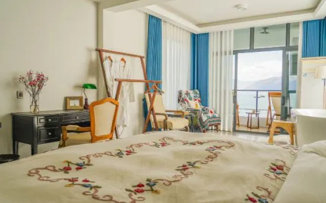 Dali Water's Edge Resort