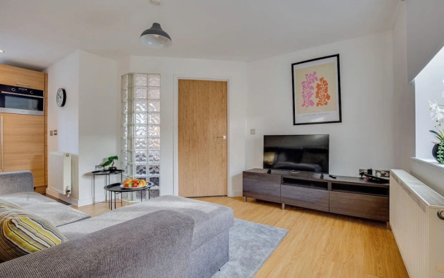 Quaint 1 Bedroom 1st Floor Flat