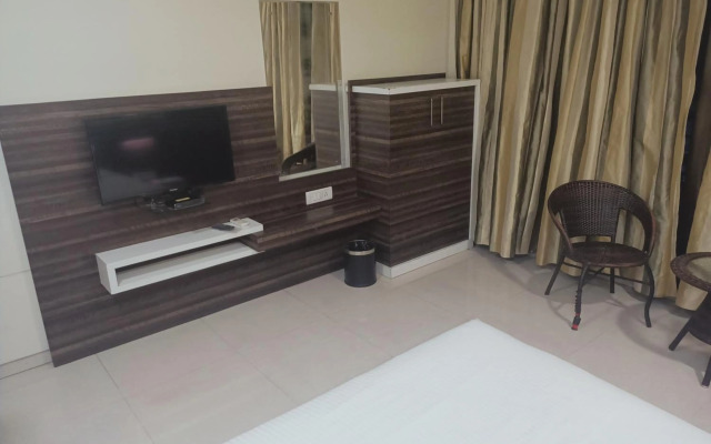 Rudra Shelter Business Hotel