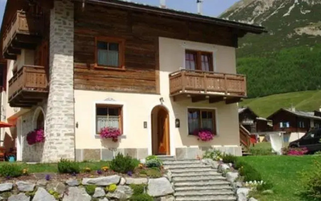 Cardo Azzurro Chalet Il Cardo
