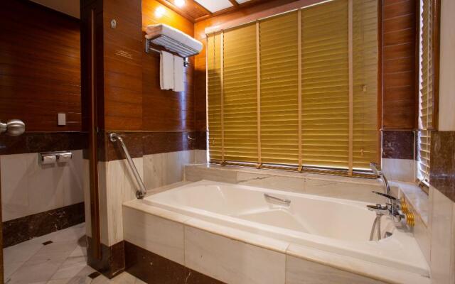 Thavorn Beach Village Resort & Spa Phuket