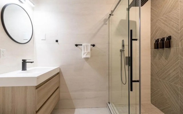 Thena Hotel -Ground Floor 1 Bedroom