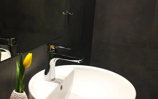 Vista Residence Airport