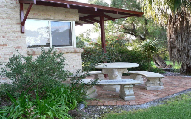 Spring Bay Villas