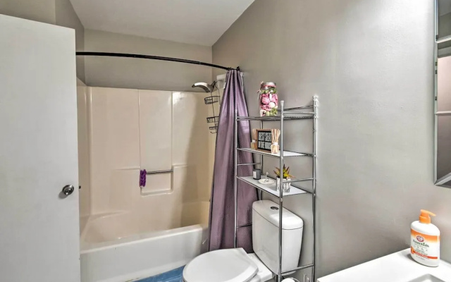 Fayetteville Vacation Rental w/ Sunroom & Yard!