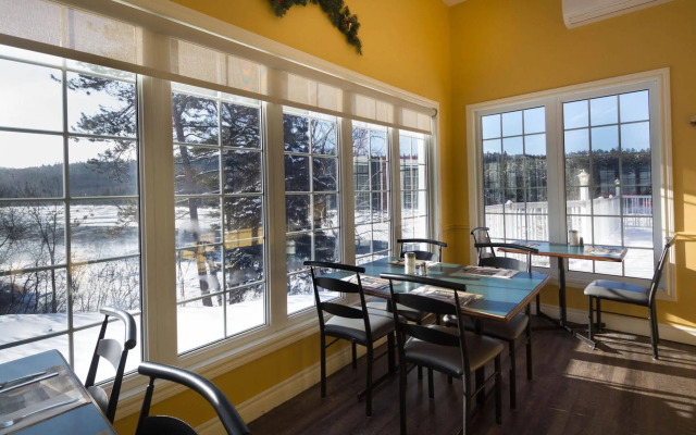 Hotel Marineau Mattawin