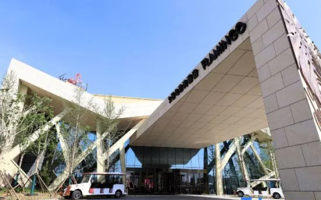 Flamingo Harbour Hotel