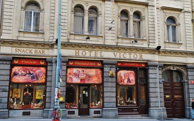 Hotel Victor